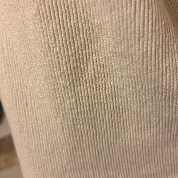 Madewell textured off-white top - Picture 4 of 10